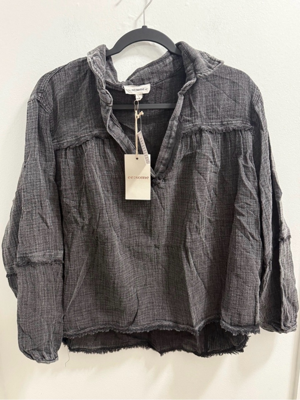 NWT eesome Washed Charcoal Hooded Gauze Shirt, Size Small